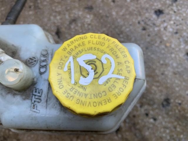 bontott SKODA FABIA II Fékfolyadék Tartály