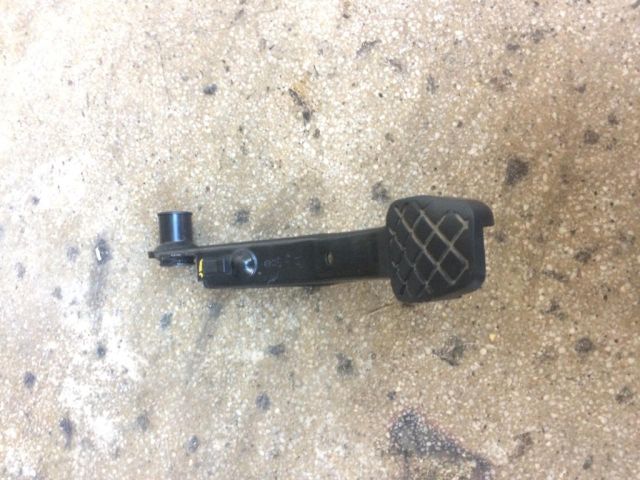 bontott SKODA FABIA II Fékpedál