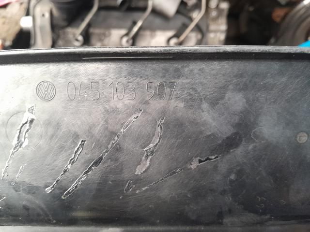 bontott SKODA FABIA II Felső Hűtőburkolat