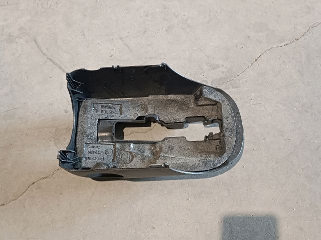 bontott SKODA FABIA II Felső Kormányoszlop Burkolat