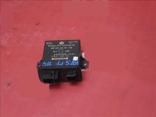 bontott SKODA FABIA II Fényszóró Elektronika