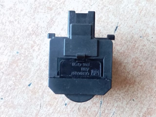 bontott SKODA FABIA II Fényszórómagasság Állító Kapcsoló