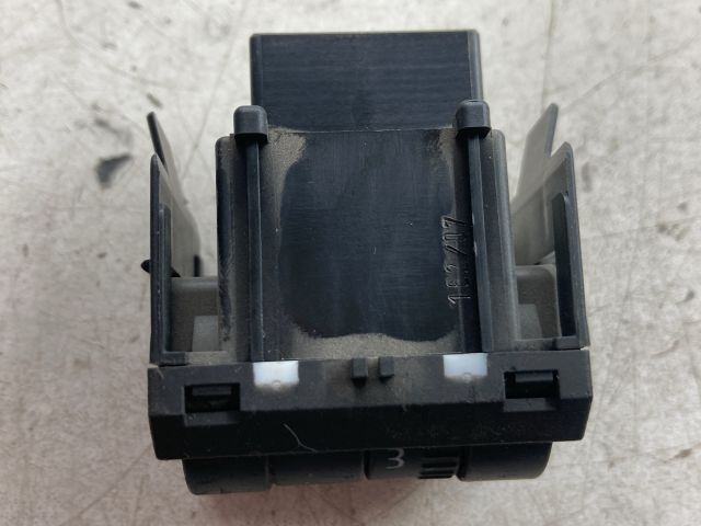 bontott SKODA FABIA II Fényszórómagasság Állító Kapcsoló