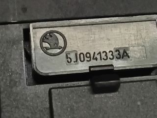 bontott SKODA FABIA II Fényszórómagasság Állító Kapcsoló