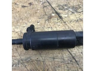 bontott SKODA FABIA II Fényszórómosó Szivattyú