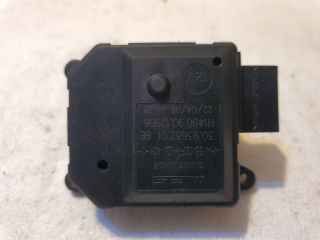 bontott SKODA FABIA II Fűtés Állító Motor