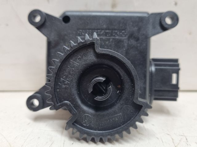 bontott SKODA FABIA II Fűtés Állító Motor