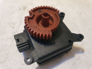 bontott SKODA FABIA II Fűtés Állító Motor
