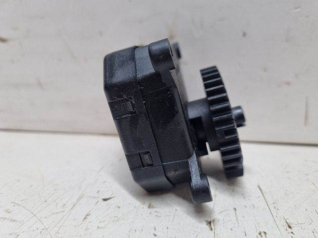 bontott SKODA FABIA II Fűtés Állító Motor