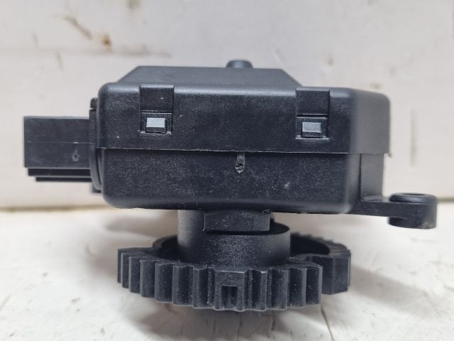 bontott SKODA FABIA II Fűtés Állító Motor