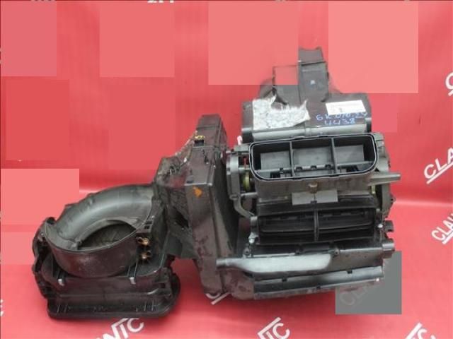 bontott SKODA FABIA II Fűtés Box