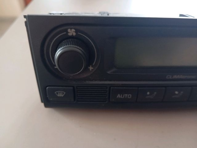 bontott SKODA FABIA II Fűtéskapcsoló (digit klímás)