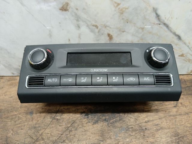 bontott SKODA FABIA II Fűtéskapcsoló (digit klímás)