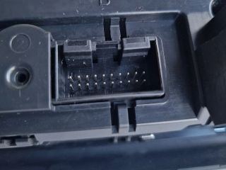 bontott SKODA FABIA II Fűtéskapcsoló (digit klímás)