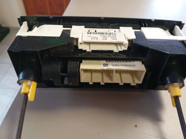 bontott SKODA FABIA II Fűtéskapcsoló (manuális klímás)