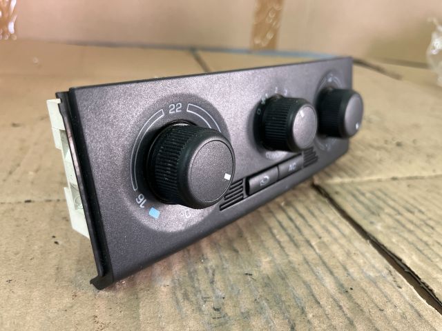 bontott SKODA FABIA II Fűtéskapcsoló (manuális klímás)