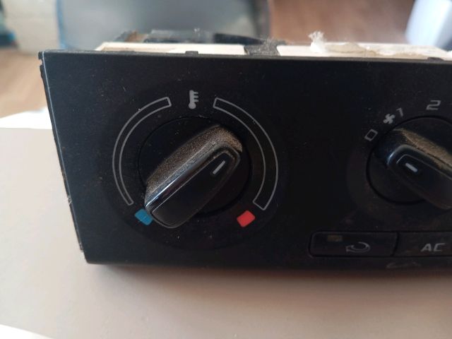 bontott SKODA FABIA II Fűtéskapcsoló (manuális klímás)