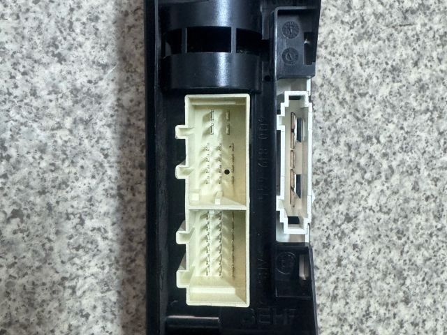 bontott SKODA FABIA II Fűtéskapcsoló (manuális klímás)