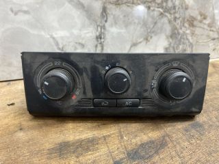 bontott SKODA FABIA II Fűtéskapcsoló (manuális klímás)