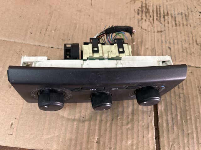 bontott SKODA FABIA II Fűtéskapcsoló (manuális klímás)