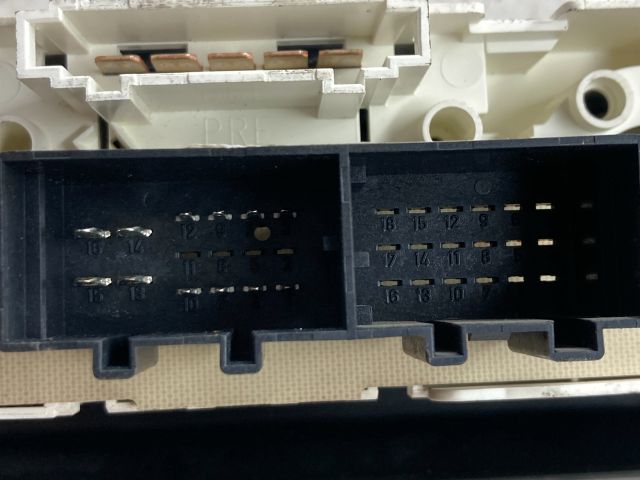 bontott SKODA FABIA II Fűtéskapcsoló (Nem klímás)