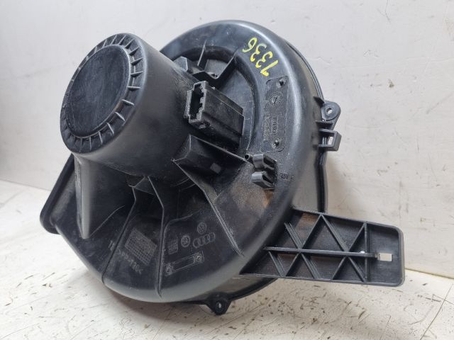 bontott SKODA FABIA II Fűtőmotor (Klímás)