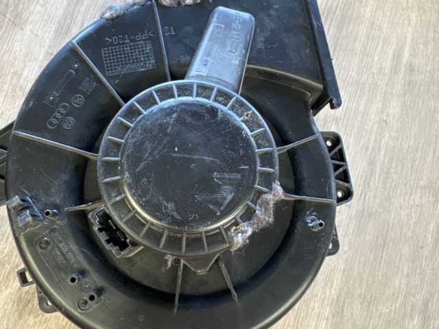 bontott SKODA FABIA II Fűtőmotor (Klímás)