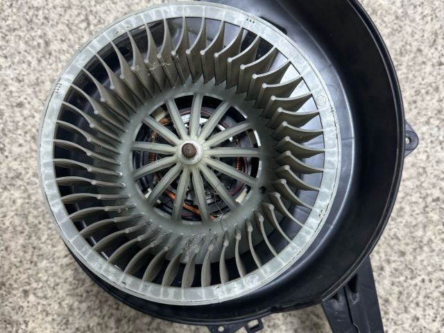 bontott SKODA FABIA II Fűtőmotor (Klímás)