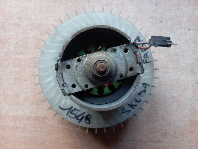 bontott SKODA FABIA II Fűtőmotor (Nem klímás)