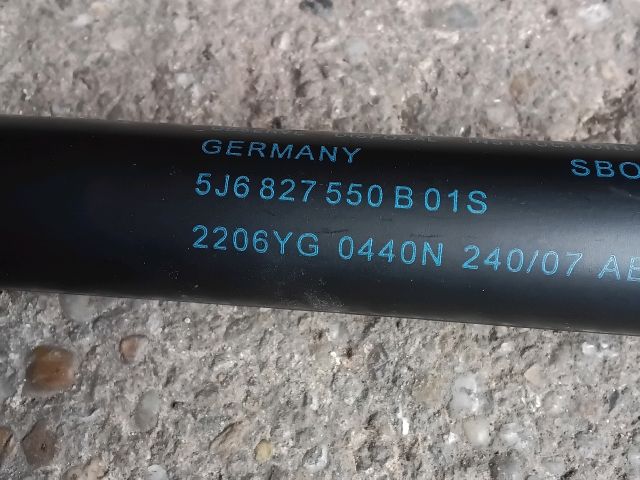 bontott SKODA FABIA II Gázrugós Kitámasztó Teleszkóp Csomagtérajtó (Pozíciófüggetlen)