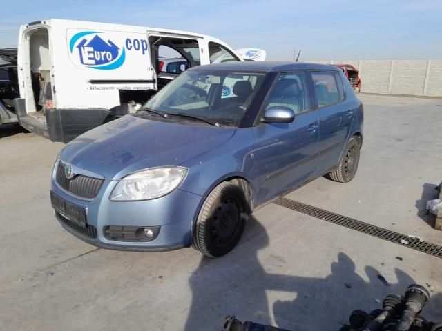 bontott SKODA FABIA II Gumiabroncs (1 db)