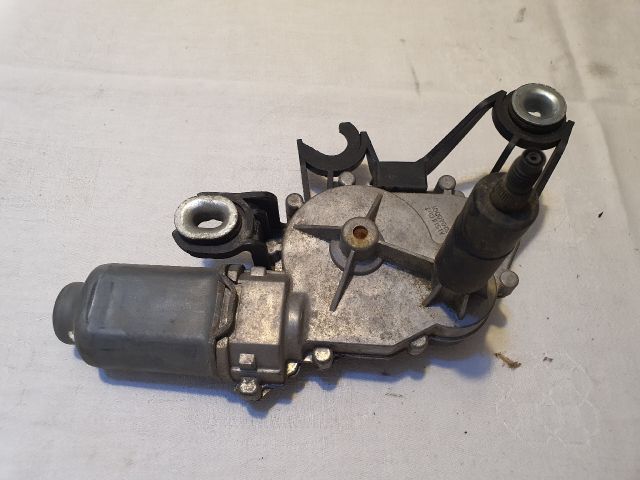 bontott SKODA FABIA II Hátsó Ablaktörlő Motor