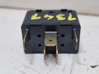 bontott SKODA FABIA II Hátsó Ködzárófény Kapcsoló