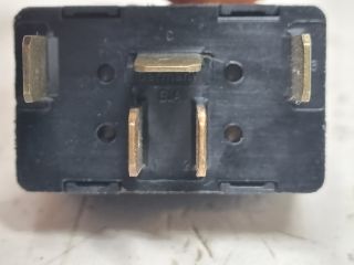 bontott SKODA FABIA II Hátsó Ködzárófény Kapcsoló