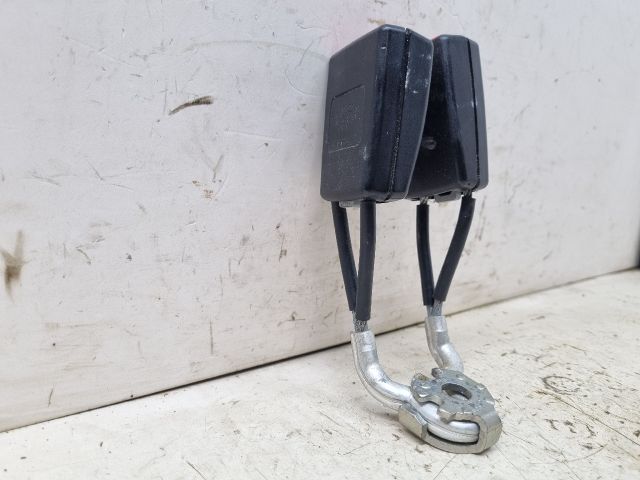 bontott SKODA FABIA II Hátsó középső Biztonsági Öv Csat