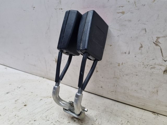 bontott SKODA FABIA II Hátsó középső Biztonsági Öv Csat