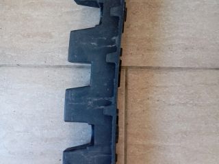 bontott SKODA FABIA II Hátsó középső Lökhárító Tartó (Műanyag)