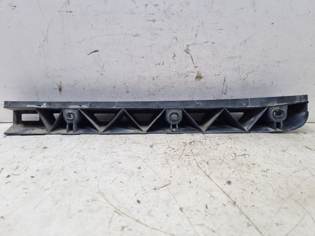 bontott SKODA FABIA II Hátsó középső Lökhárító Tartó (Műanyag)