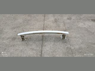 bontott SKODA FABIA II Hátsó Lökhárító Merevítő (Fém)