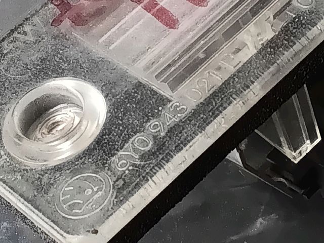 bontott SKODA FABIA II Hátsó Rendszámtábla Világítás