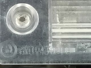 bontott SKODA FABIA II Hátsó Rendszámtábla Világítás