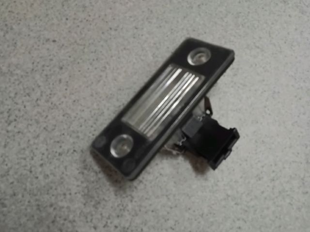 bontott SKODA FABIA II Hátsó Rendszámtábla Világítás