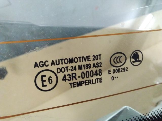 bontott SKODA FABIA II Hátsó Szélvédő