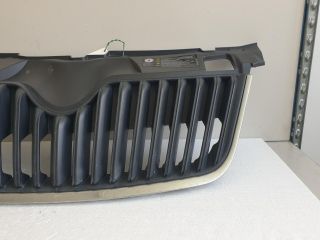 bontott SKODA FABIA II Hűtőrács