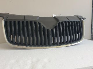 bontott SKODA FABIA II Hűtőrács