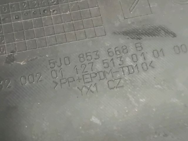 bontott SKODA FABIA II Hűtőrács