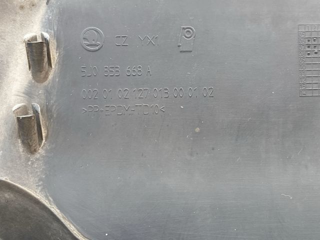 bontott SKODA FABIA II Hűtőrács