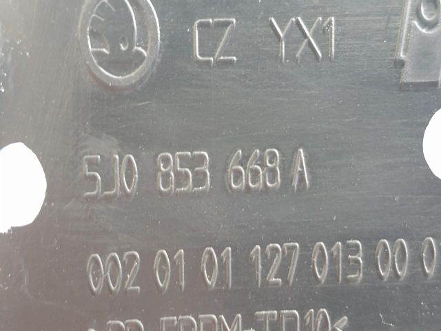 bontott SKODA FABIA II Hűtőrács