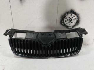 bontott SKODA FABIA II Hűtőrács