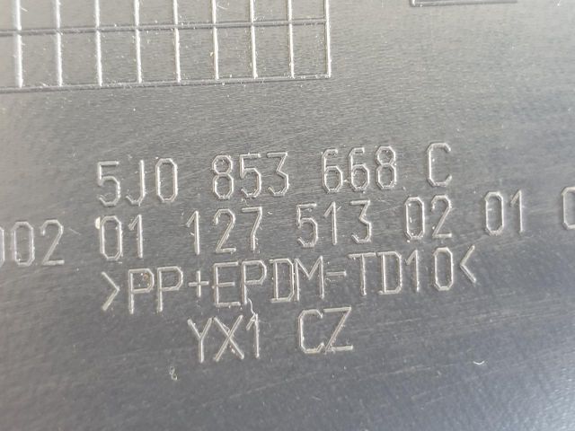 bontott SKODA FABIA II Hűtőrács